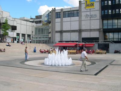  Fontaine du centre commercial